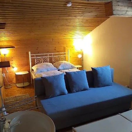 Haus Geigenmacher * هوبفغراتن إم بريكسنتال